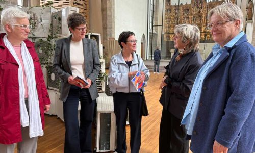 Präses Ruck-Schröder besucht Sankt Petri
